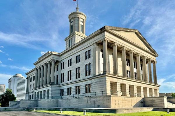 Tennessee state capitol building photo
